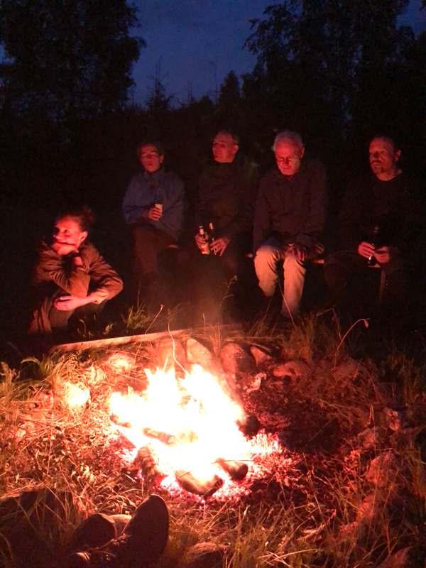 Lagerfeuer am letzten Abend